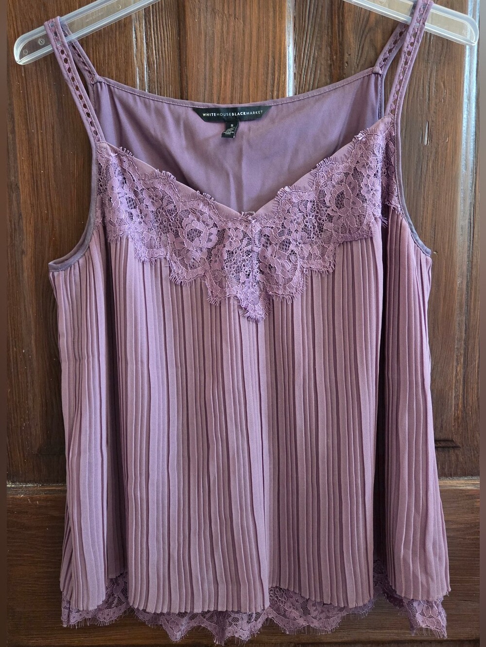 EUC White House Black Market Dusty Mauve Pleated Lace-Trim Shell